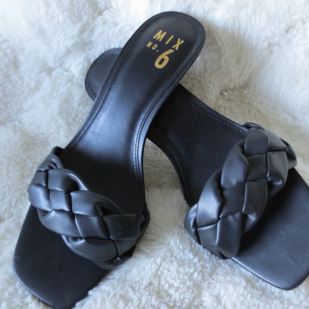 SOLD! Mix No. 6 Elandra Black Slip On Slide Sandal Size 7.5 M